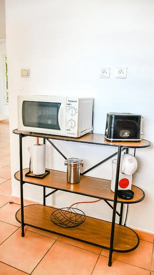 Charmant Appartement Aux Abymes Лез-Абим